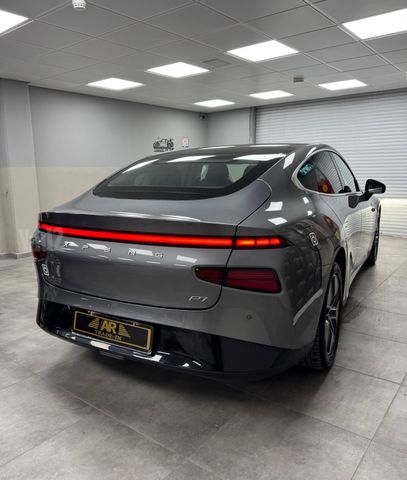 אקספנג P7