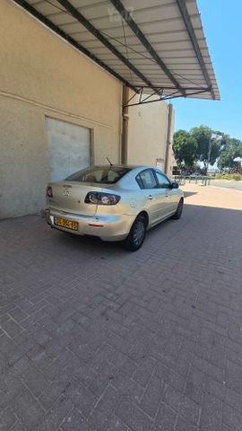 מאזדה 3