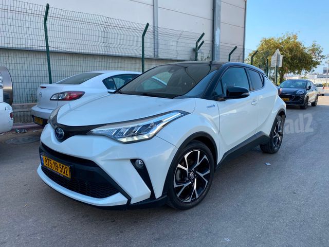 C-HR Chick היברידי אוט׳ 1.8 (98 כ״ס)