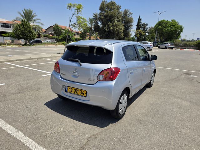 מיצובישי ספייס סטאר