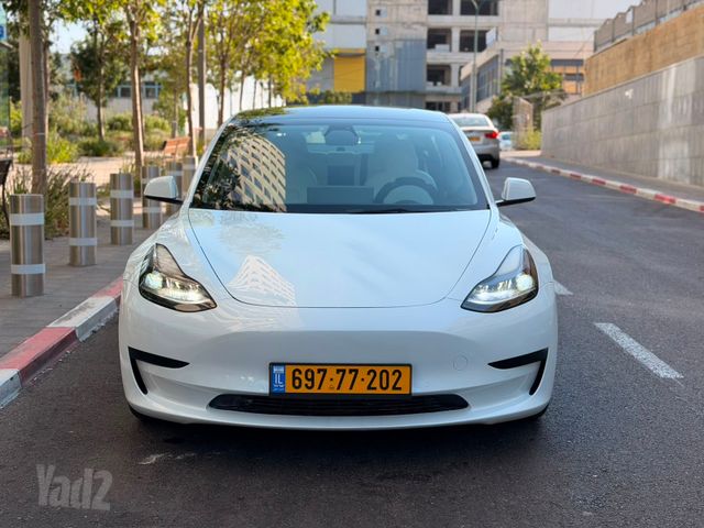 מודעת רכב טסלה מודל 3 1