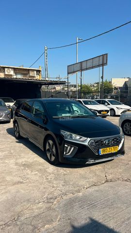 יונדאי איוניק