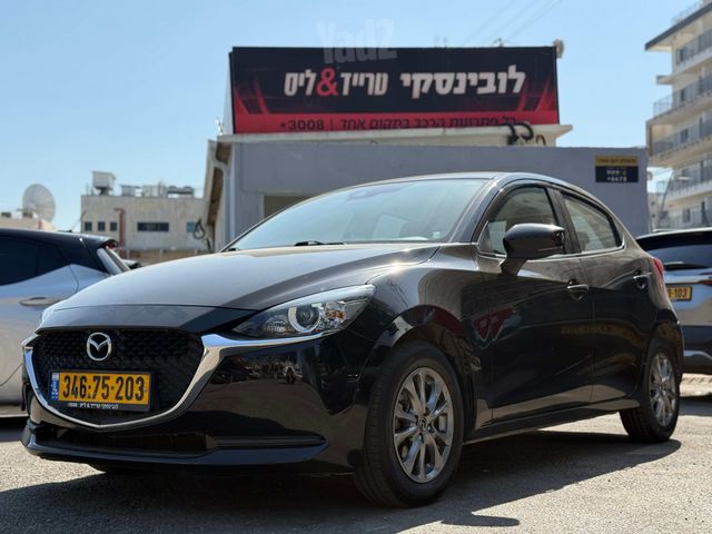 מודעת רכב מאזדה 2