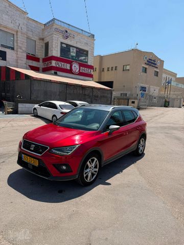 מודעת רכב סיאט ארונה