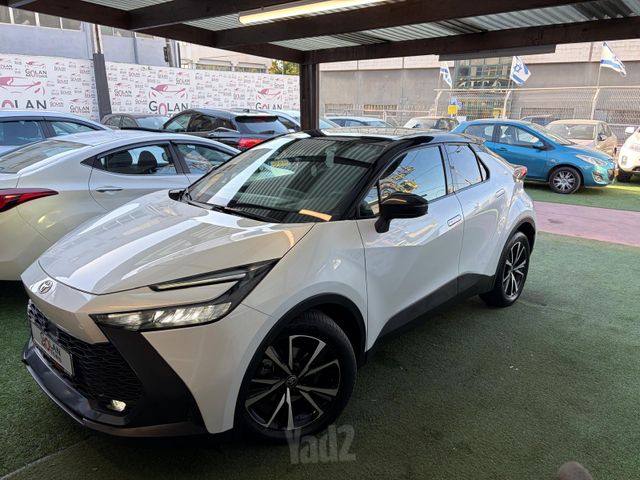 מודעת רכב טויוטה C-HR 1