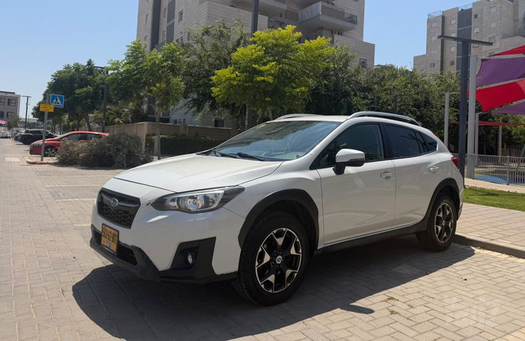 מודעת רכב סובארו XV 2