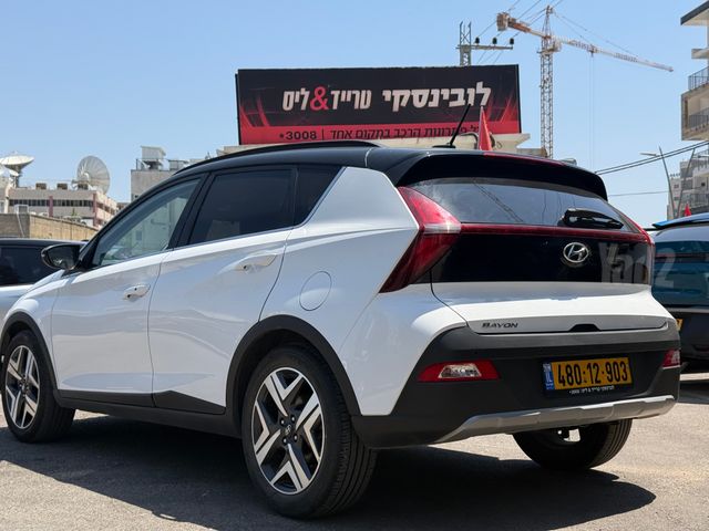 יונדאי באיון