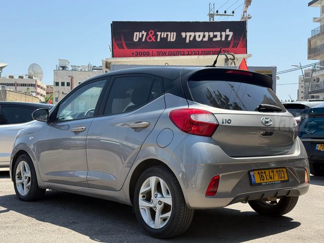 יונדאי i10