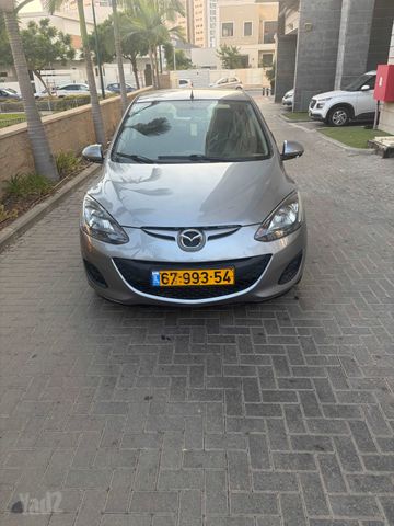 מודעת רכב מאזדה 2 1