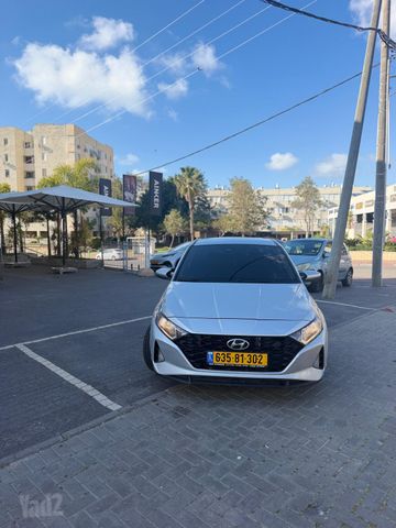יונדאי i20