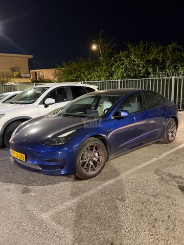 טסלה מודל 3