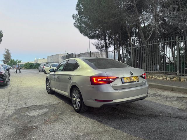 סקודה סופרב