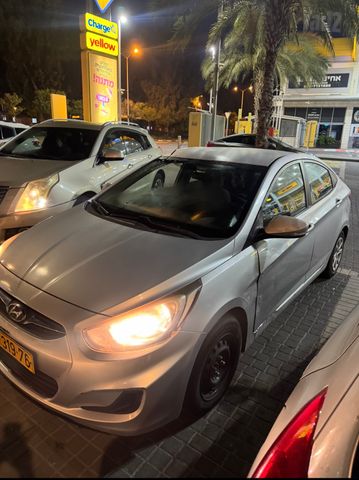 יונדאי אקסנט i25