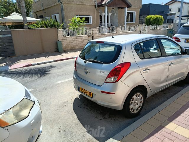 יונדאי i20