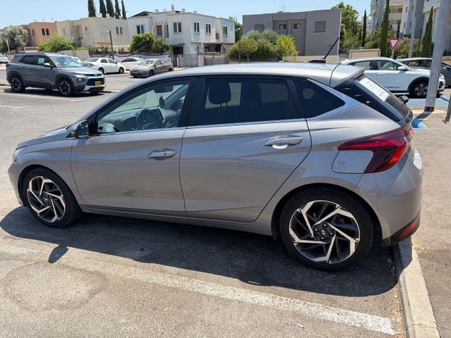 יונדאי i20