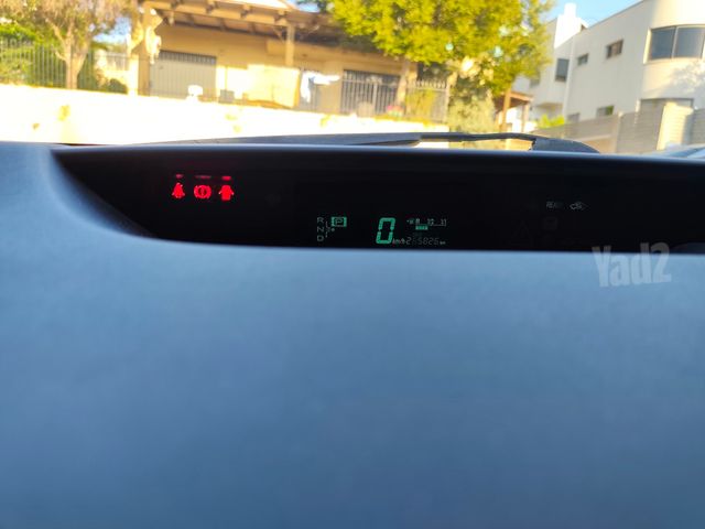 טויוטה פריוס