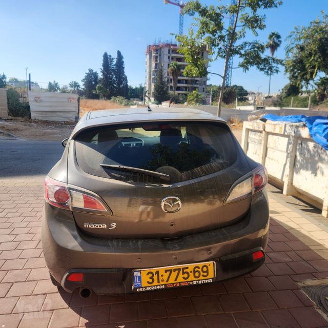 מאזדה 3