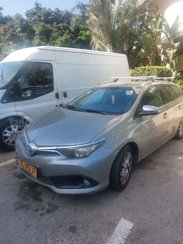 מודעת רכב טויוטה אוריס