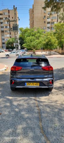 קיה נירו