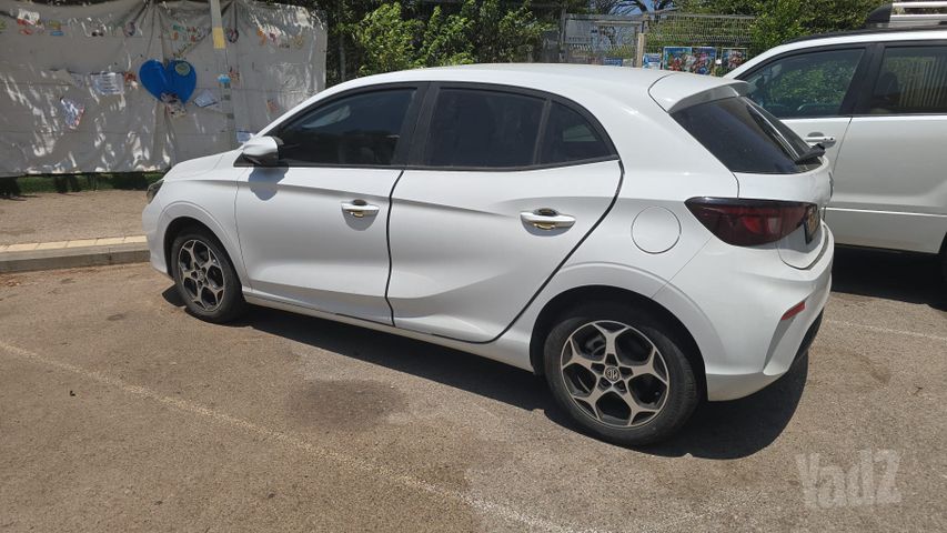 אם ג'י MG3