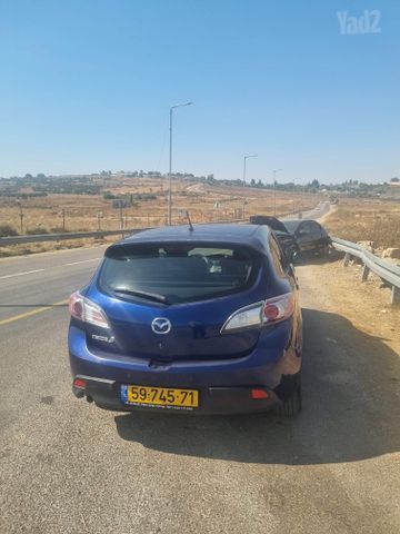 מאזדה 3