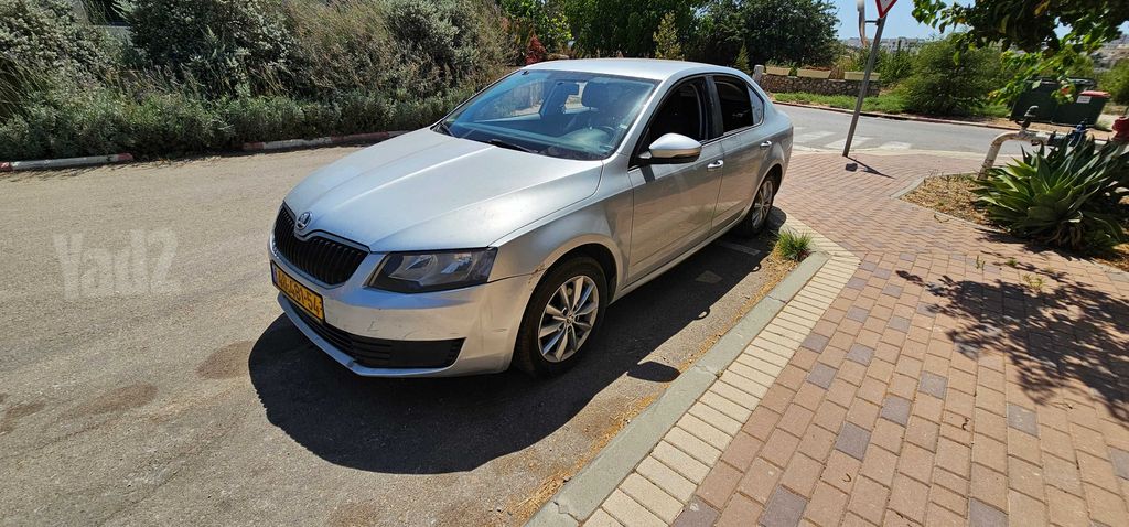 סקודה אוקטביה