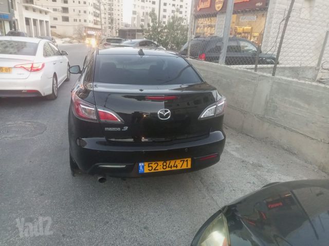 מודעת רכב מאזדה 3