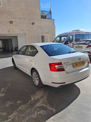 סקודה אוקטביה