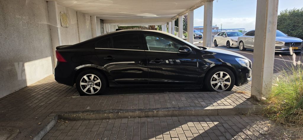 מודעת רכב וולוו S60