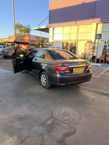 טויוטה קורולה