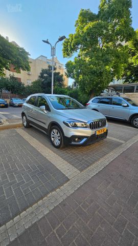 סוזוקי קרוסאובר