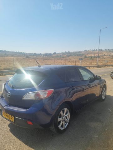 מאזדה 3