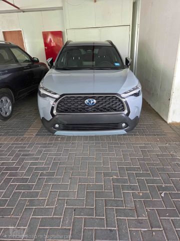 טויוטה קורולה קרוס
