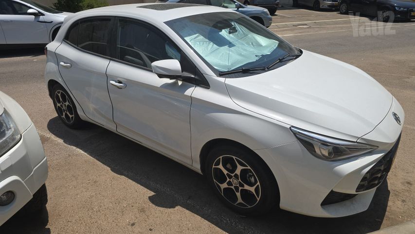 אם ג'י MG3