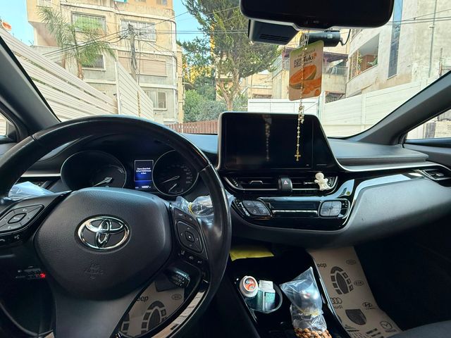 טויוטה C-HR