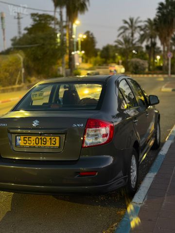 סוזוקי SX4