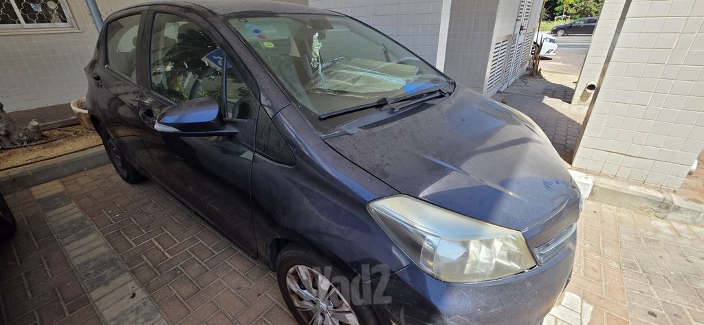 טויוטה יאריס