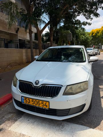 סקודה אוקטביה
