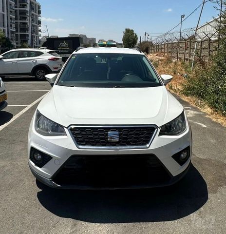 מודעת רכב סיאט ארונה