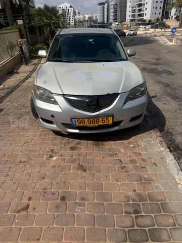 מאזדה 3