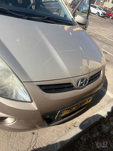 יונדאי i20