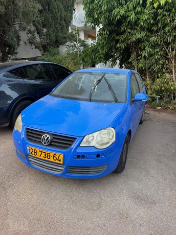 פולו  Comfortline אוט׳ 5 דל 1.4 (80 כ״ס)