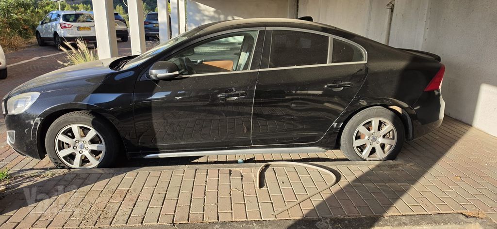וולוו S60