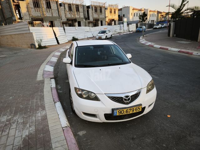 מאזדה 3