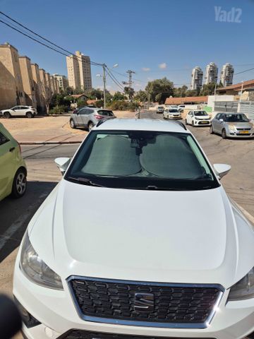 מודעת רכב סיאט ארונה