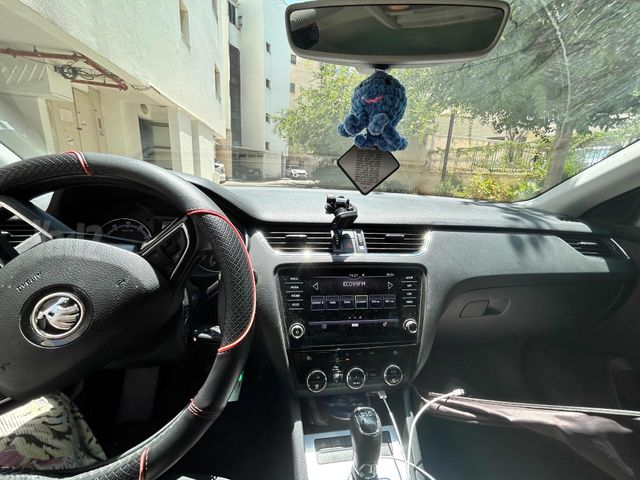סקודה אוקטביה
