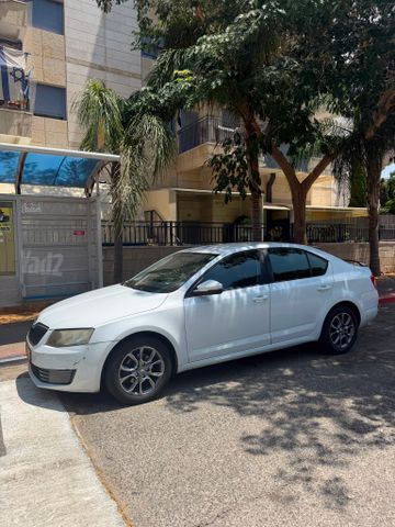סקודה אוקטביה
