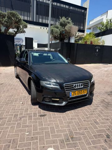 מודעת רכב אאודי A4