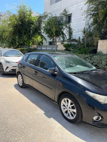 מודעת רכב טויוטה אוריס