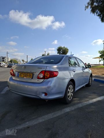 טויוטה קורולה